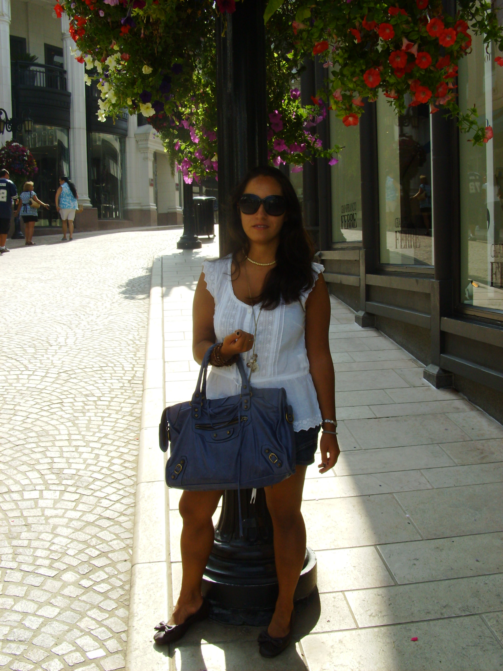 Study English in Los Angeles ELC Los Angeles