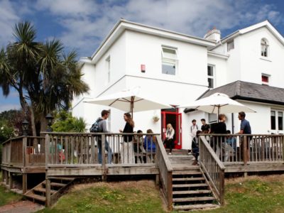 The Torquay International School (TIS)