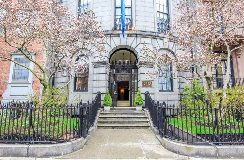 Fisher College Boston front entrance