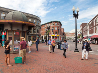 Harvard_Square_in_Cambridge,_Massachusetts