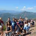 Colegio de España students go hiking