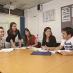 Gli studenti della Frances King a lezione