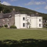 La scuola Trebinshun House dal lato