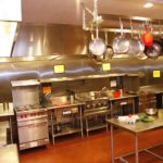 La cucina in comune del Residence USA a San Francisco