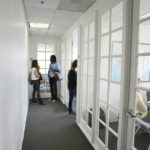 L'ingresso della scuola ELC di Los Angeles 