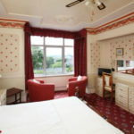 Una camera del Club TIS Hotel