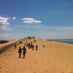 Gli studenti della scuola France Langue Bordeaux durante un'escursione a Dune du Pyla