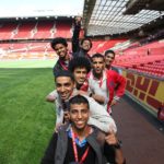 Gli studenti della scuola English in Chester visitano lo stadio del Manchest United "Old Trafford"