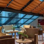 Reception hall of a 4 star apart'hotel in Paris