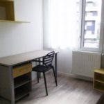 Bedroom desk of the year round Nexity Tessier residence