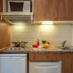 Kitchenette of a studio in Citadines, a 3 star apart'hotel in Paris