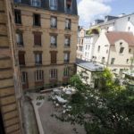 Maison Des Lycéennes summer residence outdoor patio