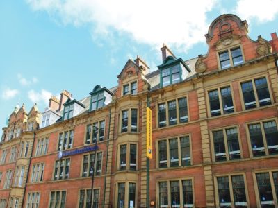vacation study English language abroad International House Newcastle school in United Kingdom (5)