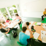 Un esercizio in classe della Excel English a Muswell Hill, Londra