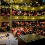 Un riproduzione di "La Tempesta" di Shakespeare al Teatro Old Vic a Bristol