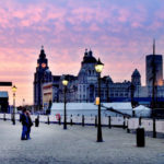 L'Albert Dock al crepuscolo, Liverpool, Inghilterra