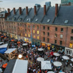 Negozi e caffè a South Street Seaport, New York, Stati Uniti