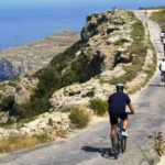 In mountainbike per le campagne maltesi