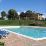 The swimming pool at Agrincontri