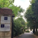 L'ingresso della scuola di lingue France Langue Biarritz 