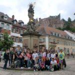 Gli studenti della scuola Collegium Palatinum-IH Heidelberg visitano i punti famosi della città