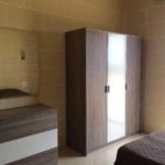 La cucina di un appartamento nel Residence Superior della scuola BELS di Gozo, Victoria