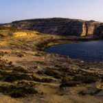 Un'immagine della baia di Dwejra, Gozo, Malta