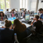 La sala computer con WIFI gratuito a Richmond, the American University