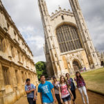 Gli studenti Sir Michael in visita a King's College, Cambridge
