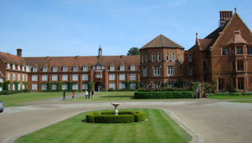 residential-intensive-english-language-exam-course-activities-for-children-teenagers-at-discovery-summer-radley-in-england-united-kingdom