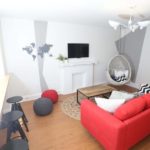 Un salone del residence per studenti Dream House della scuola ILAC Toronto