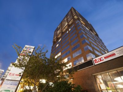 study learn English language course vacation abroad ILAC Toronto Canada adults