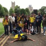 Gli studenti del programma Sir Edward della scuola Studio Cambridge durante un'escursione