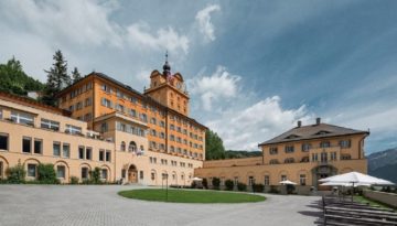 international summer english german french language children teenagers activity camp lyceum alpinum zuoz switzerland europe