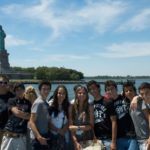 Gli studenti del programma arricchimento universitario della scuola Julian Krinsky Villanova University visitano New York