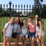 Gli studenti del programma arricchimento universitario della scuola Julian Krinsky Villanova University visitano Washington D.C.