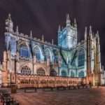 L'abbazia di Bath di notte, Inghilterra