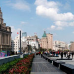 Il lungo fiume dalla parte del quartiere "europeo" Bund di Shanghai, Cina