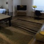 Il salone dell'alloggio condiviso Casa Toronto