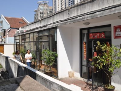 learn-vacation-study-Chinese-language-course-abroad-adults-Hutong-in-Shanghai-China