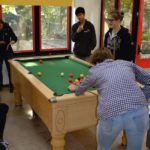 Area relax/giochi del YMCA hotel 