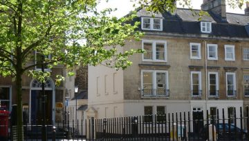 English language course Best in Bath school study learn vacation professional business adults England UK