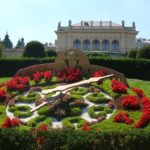Una composizione floreale nello Stadtpark di Vienna