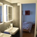 Un bagno del residence della Brillantmont School a Losanna, Svizzera