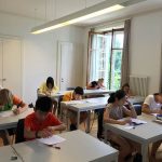 Una classe della Brillantmont School a Losanna, Svizzera