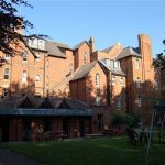 Il cortile della SBC Oxford College 