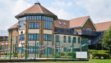 study learn english language course summer boarding courses oxford dragon school camp children