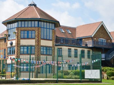 study learn english language course summer boarding courses oxford dragon school camp children