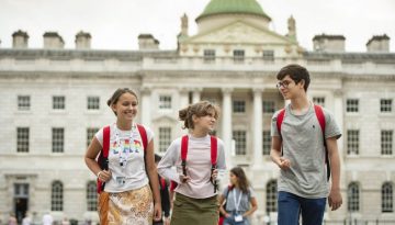 tudy learn english language summer school advanced studies program boarding courses bucksmore education kings college london united kingdom teenagers