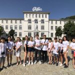 Gli studenti della Brillantmont School visitano una fabbrica di cioccolato